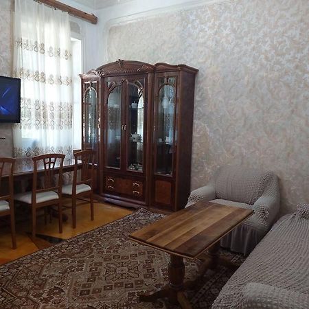 Centr Flat Apartamento Tashkent Exterior foto