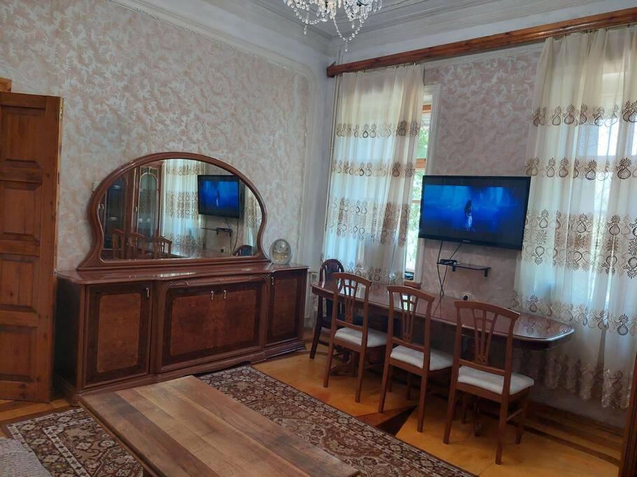 Centr Flat Apartamento Tashkent Exterior foto